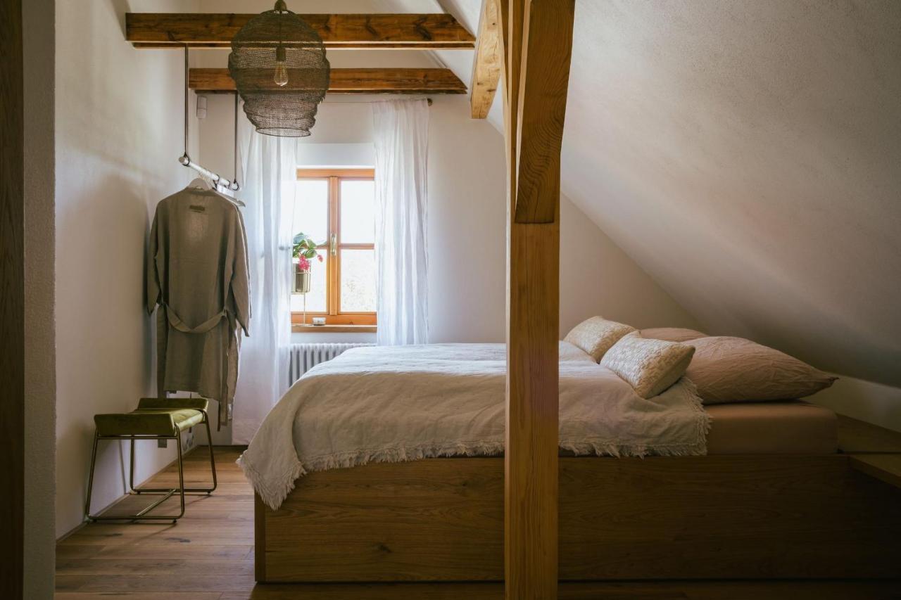 Marinada Vinicni Dum Bed & Breakfast Pavlov Exterior photo